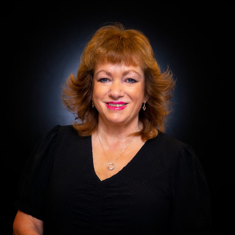 Portrait of Linda Paterson, Wills and Probate Solicitor, Manak Solicitors.